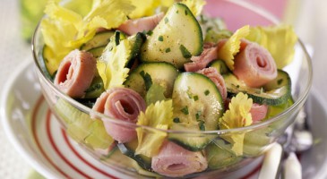 Recette Ham and zucchini saladéconomique et rapide : salade de jambon et courgettes