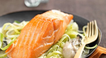 Quick recipe: Salmon fillet with oyster sauce