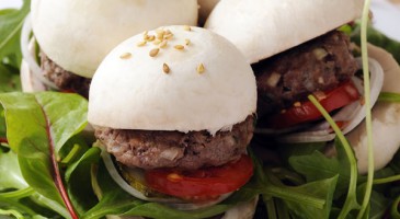 Gourmet recipe: Mini mushroom burgers