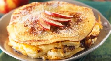 Easy recipe: Apple pancake mille-feuille