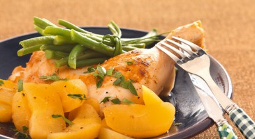 Gourmet recipe: Chicken in white wine sauce with potatoes and green beans