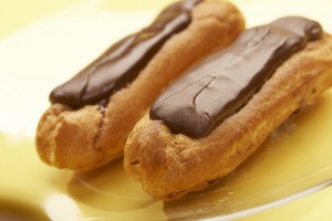 French recipe: Chocolate éclairs