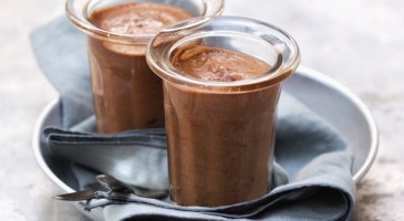 Chocolate mousse in glasses | Dessert recipe