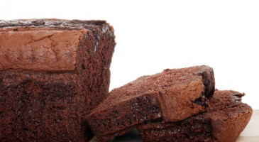 Dessert recipe: Chocolate cake with salted caramel