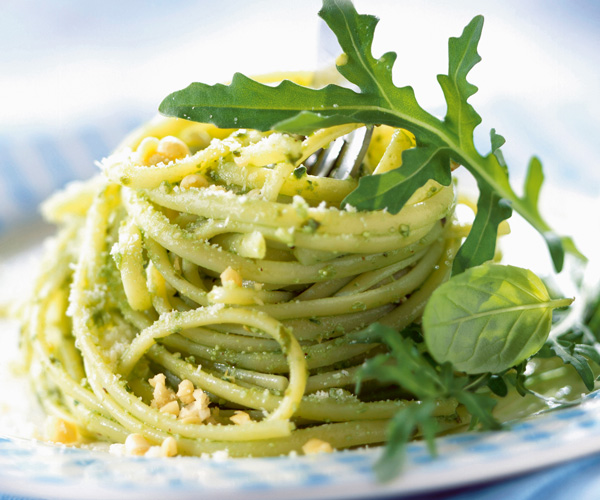 Italian recipe Pesto with linguini