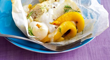 Fish recipe: Cod en papillote with exotic fruits
