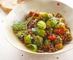 Healthy recipe: Brussels sprouts, lentils and tomatoes