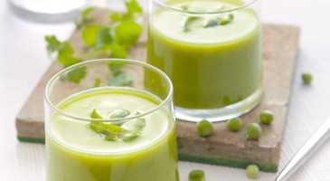 Starter recipe: Creamy pea soup with cilantro and lime