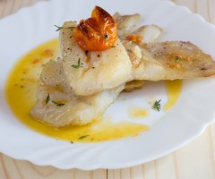 Fish recipe: Cod with herbs, salted butter and tomato confit
