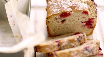 Easy recipe: Raspberry pound cake