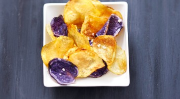 Appetizer recipe: Potato and purple potato chips