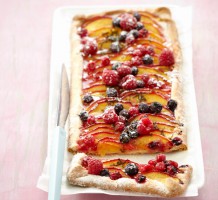 Dessert recipe: Nectarine and red fruit tart