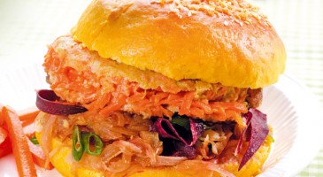 Vegetarian recipe: Carrot burgers