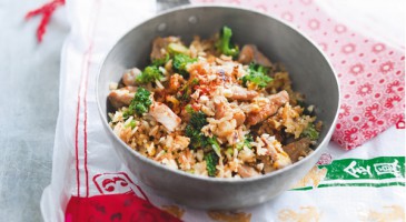Easy recipe: Egg fried rice with broccoli and pork