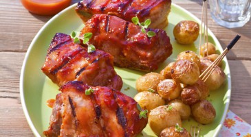 Delicious recipe: Maple glazed pork ribs