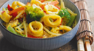 Asian recipe: Stir-fried calamari with vegetables