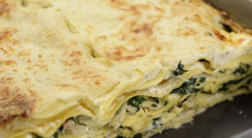 Easy and luscious spinach and tuna lasagna recipe