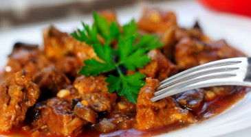 Gourmet recipe: Pork ragout and chanterelles