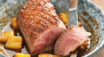 Festve recipe: Duck breast with pineapple