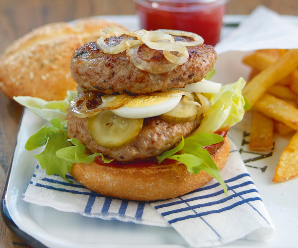 Gourmet recipe Double beef burger