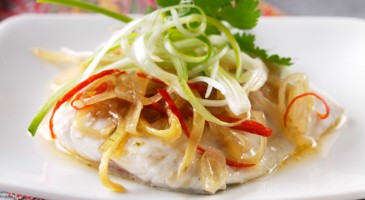 Fish recipe: Steamed halibut with onions