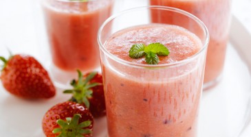 Healthy recipe: Watermelon and strawberry smoothie
