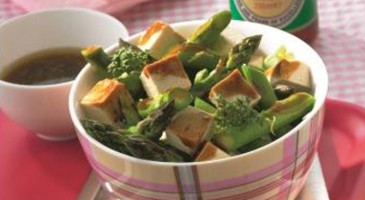 Salad recipe: Asparagus and tofu salad