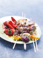 Gourmet recipe: Fillet mignon skewers with lemon and olives