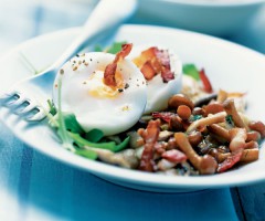 Gourmet recipe: Poached eggs with sauteed wild mushrooms