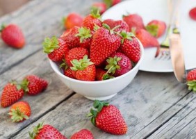 Tips: How do you like to eat strawberries?