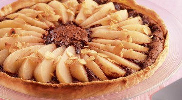 Gourmet dessert recipe: Chocolate pear tart